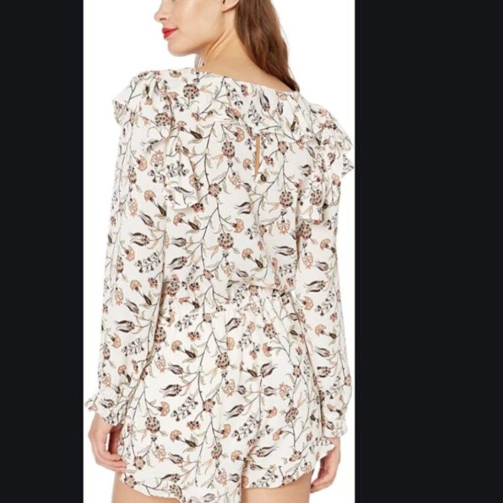 NWT Jack by BB Dakota Ivory Floral Garden Party Romper - Picture 5 of 16